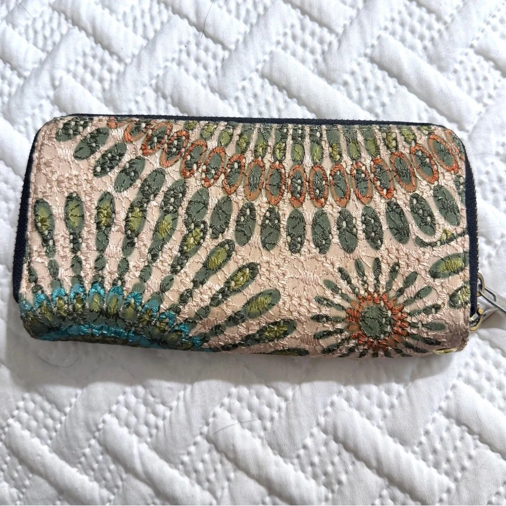 Women's Wallet Mandala Flower Full Zipper Closure Boho Hippie Printed Western